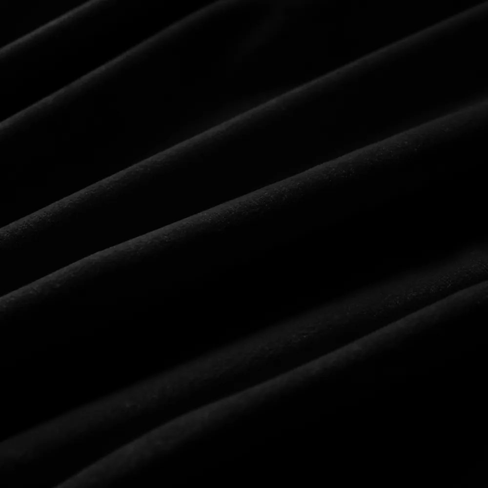 Biante Zamatový záves Velvet Prémium SVP-041 Čierny - šírka 270 cm 270x250 cm