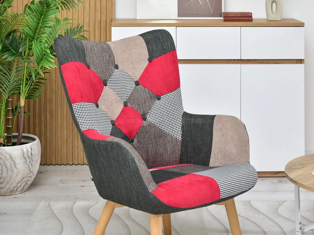 Kreslo Nutri (patchwork + buk). Akcia -18%. Vlastná spoľahlivá doprava až k Vám domov. 1110347