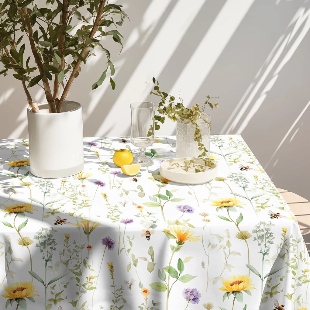 Goldea hranatý teflónový obrus - lúčny svet 120 x 180 cm