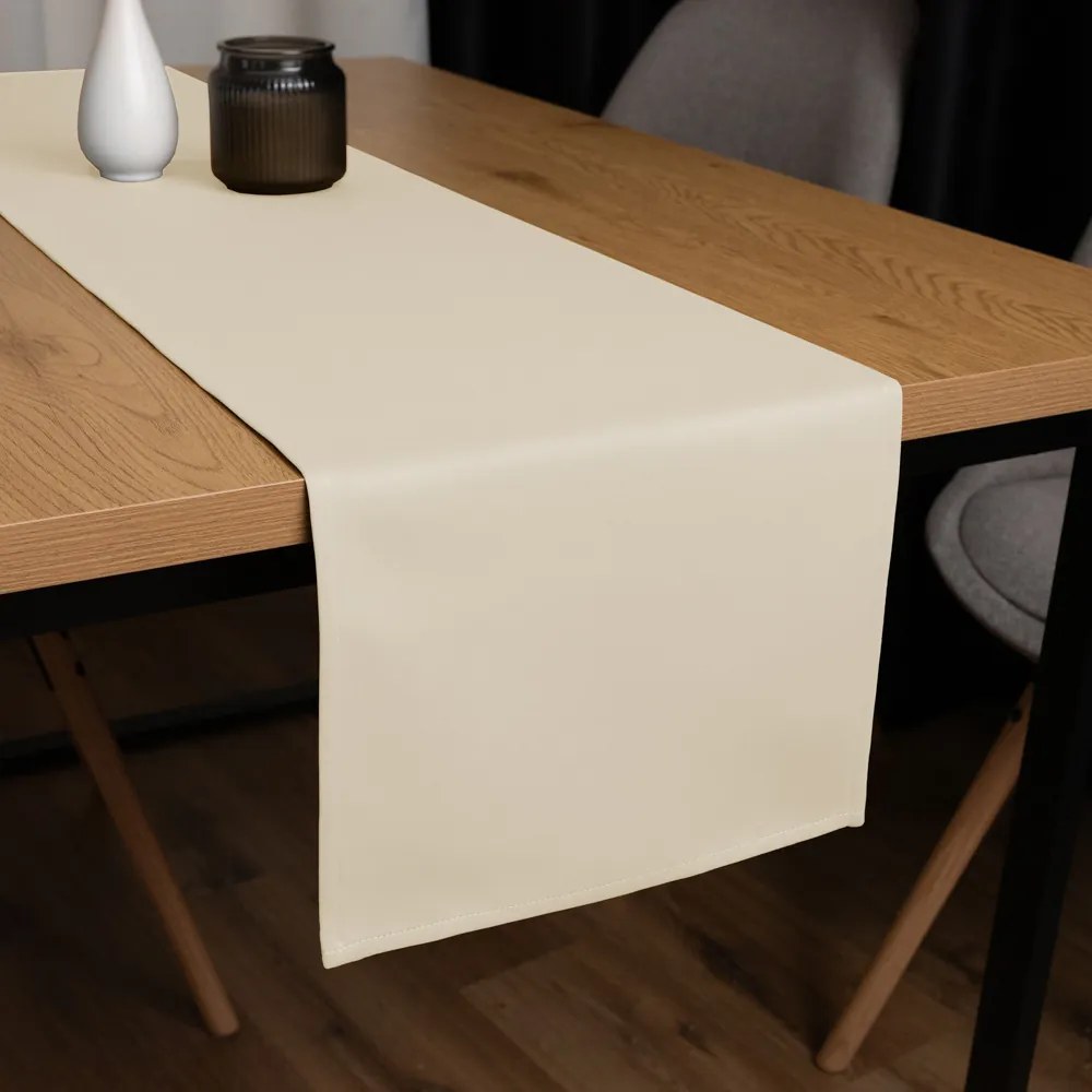 Biante Dekoračný behúň na stôl BKU-121 Latte 45x180 cm