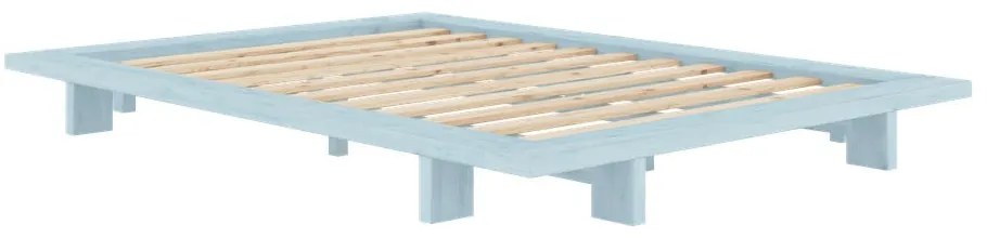Svetlomodrá dvojlôžková posteľ z borovicového dreva s roštom 180x200 cm Japan – Karup Design