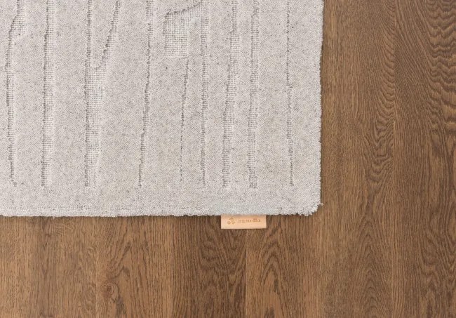 Koberec Agnella Morphic Rifts V svetlosivý