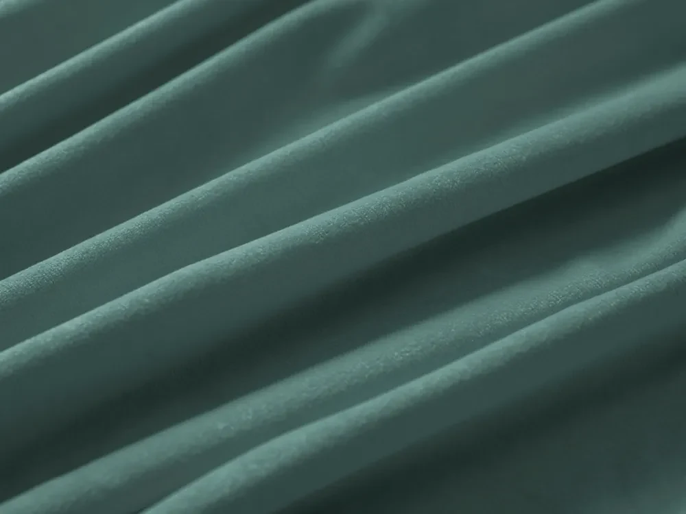 Biante Zamatový záves Velvet Prémium SVP-022 Ľadovo zelený 135x160 cm