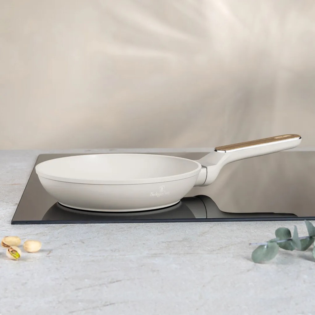 BerlingerHaus Súprava panvíc s titánovým povrchom Sahara Nordic, 3 ks