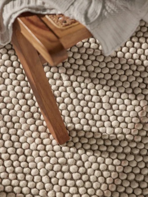 Koberec Ted Baker Richmond Diana svetlobéžový