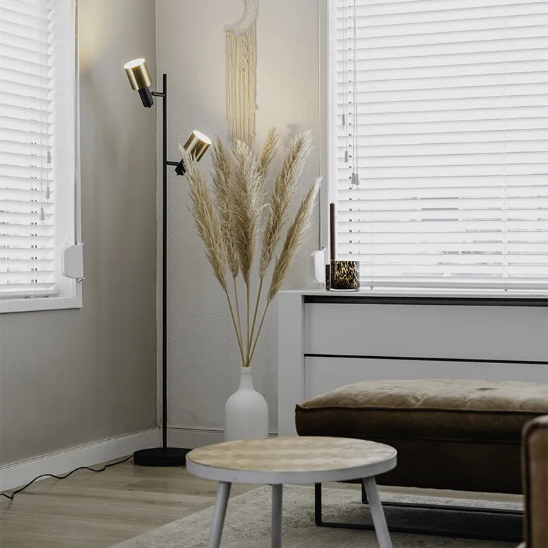 Inteligentná stojaca lampa čierna so zlatom vrátane 2 Wifi A60 - Stijn