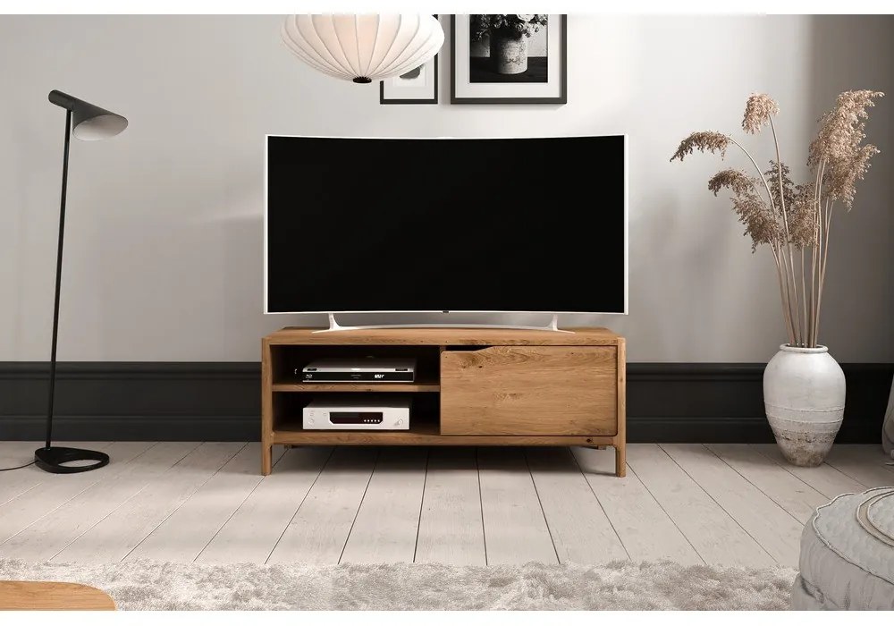 TV stolík z dubového dreva v prírodnej farbe 111x48 cm Twig – The Beds