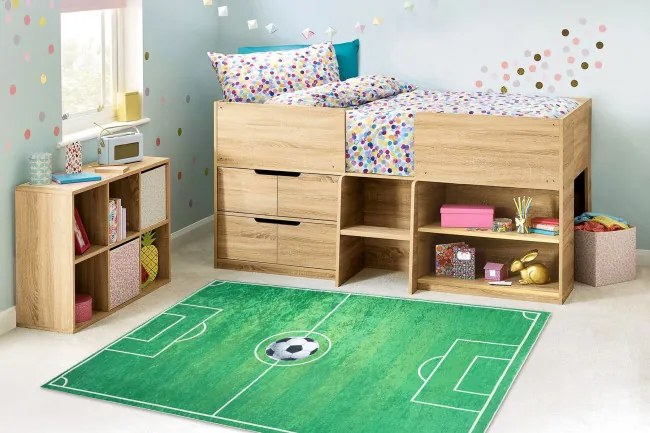 Detský koberec protišmykový BAMBINO 9731 futbalové ihrisko, zelený