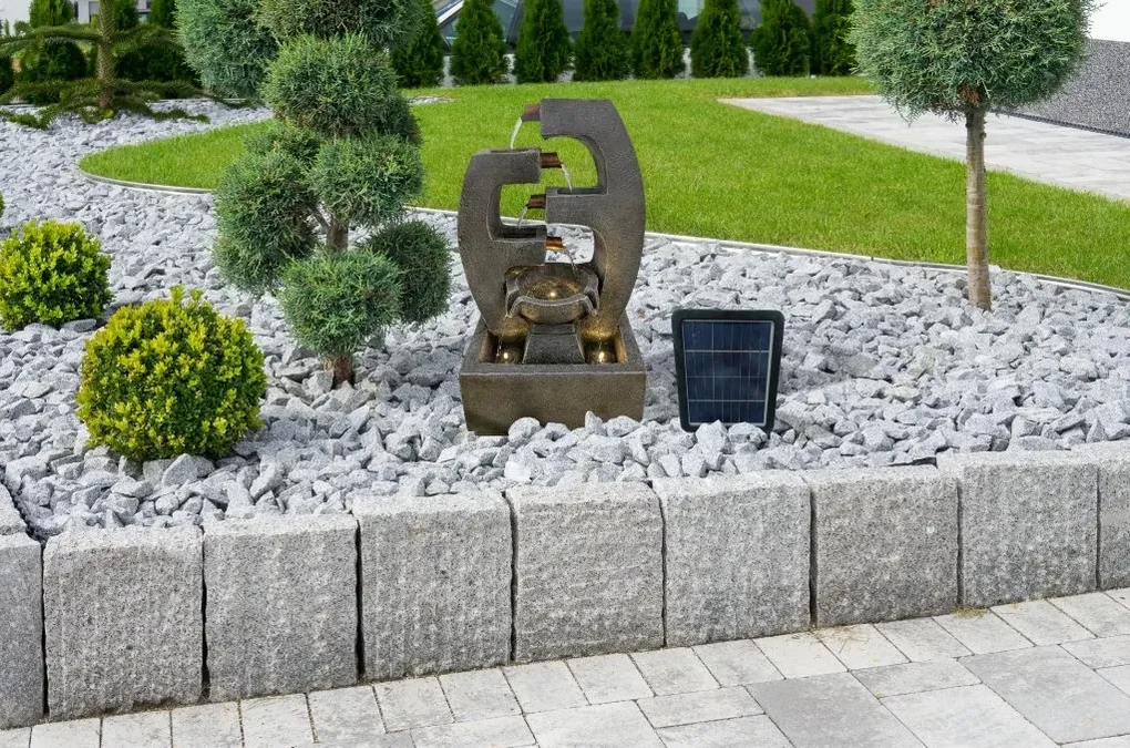 Záhradná solárna fontána BestBerg SF-06 / polyresin / 27,5 x 18 x 47,5 cm