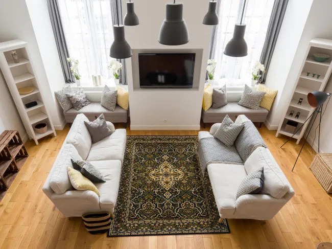 Koberec Agnella Standard Laurus Granat