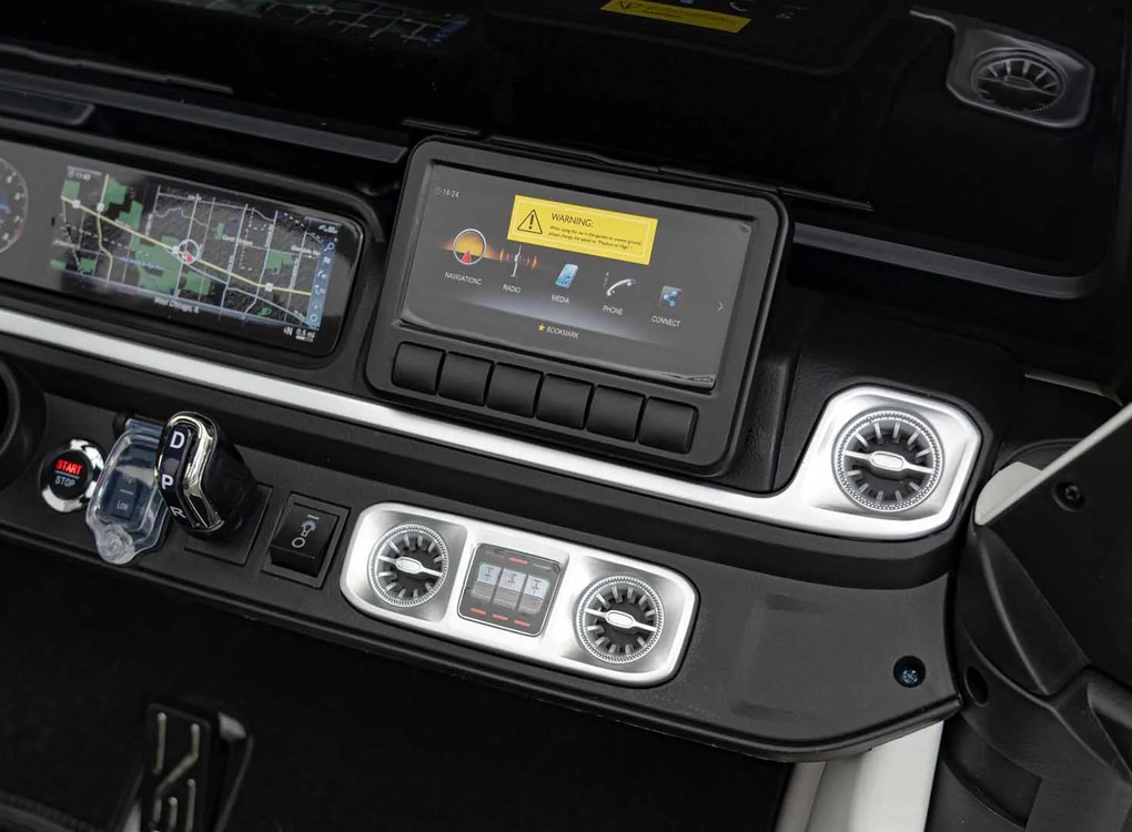 Ramiz Vozidlo Mercedes Benz G63 AMG XXL STRONG Biela