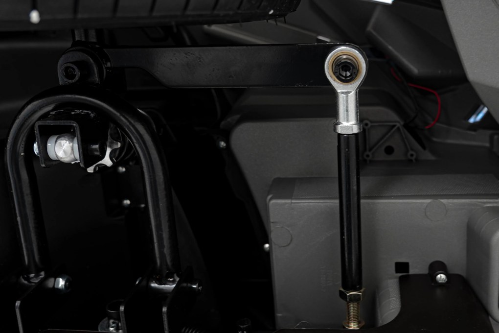 Ramiz Lamborghini Aventador SV batéria pre 2 deti Sivá + Bezkartáčový motor + Nafukovacie kolesá + LED audio