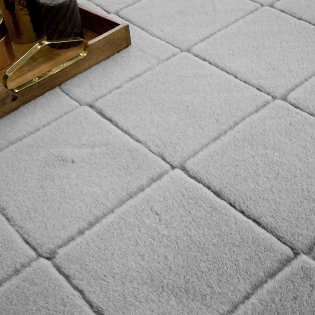 Dekorstudio Kožušinový koberec MOMENT- sivý Rozmer koberca: 80x150cm