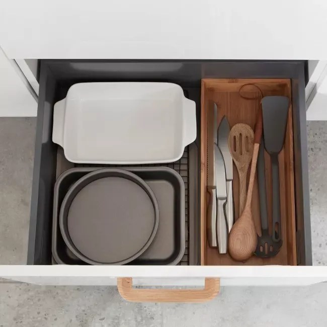 Goodhome Organizér do zásuvky, do kuchyne, príborník - NITAKI bambusový 10 x 43 cm