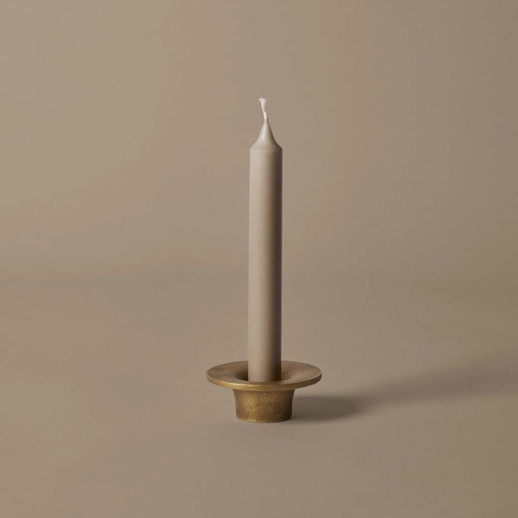 Ferm Living Kovový svietnik Soothe Brass Finish Ø 8 cm