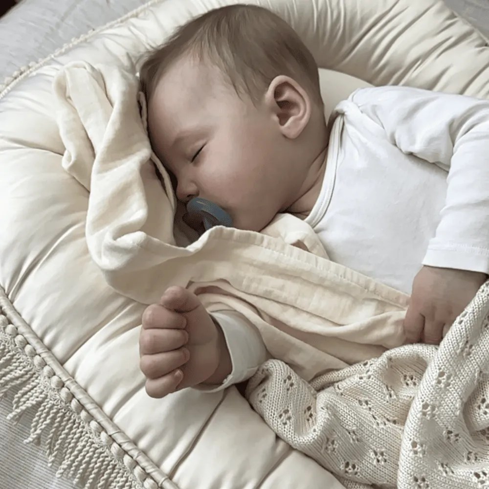 Hniezdo pre bábätko Boho vanilka 83x54cm