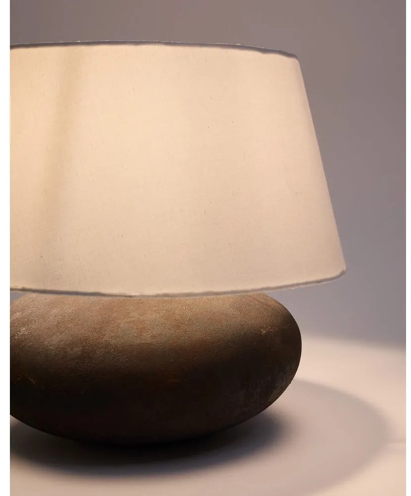 Čiernobiela stolová lampa s textilným tienidlom (výška 35 cm) Nessi – Kave Home