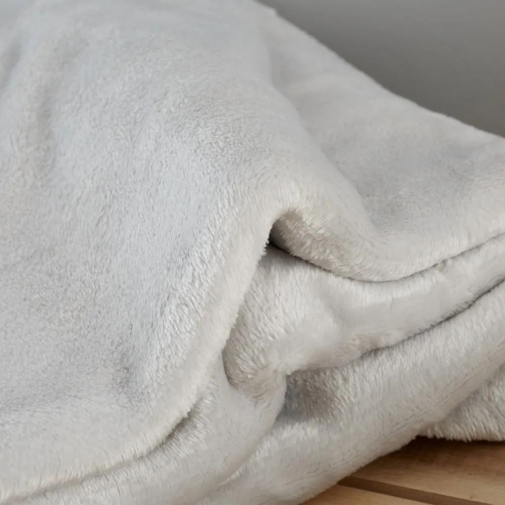 Svetlosivá deka z mikroplyšu 130x170 cm Raschel Velvet – Catherine Lansfield