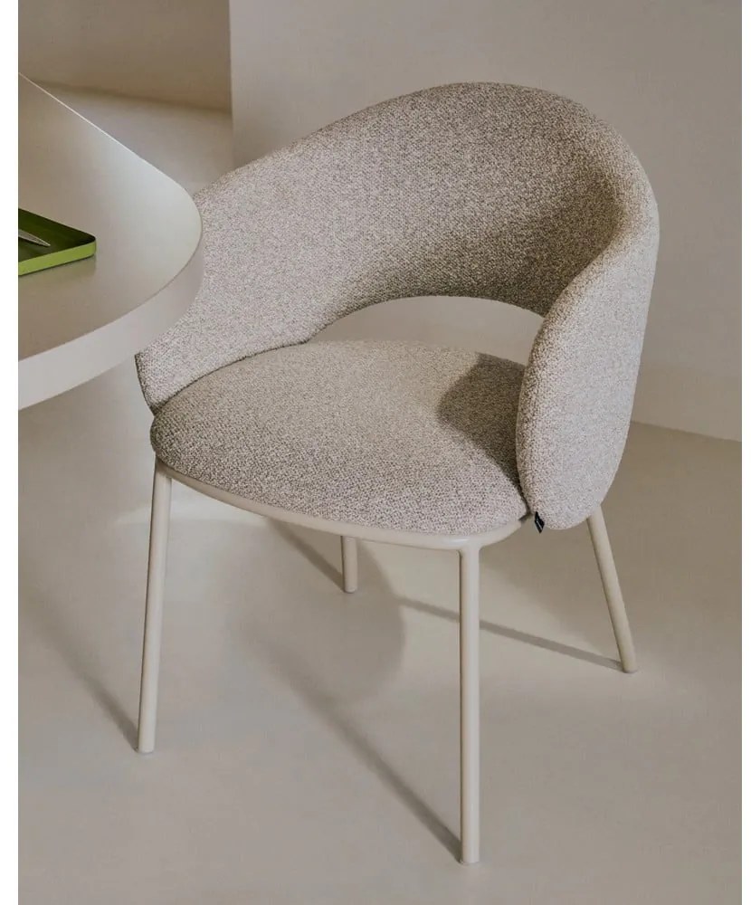 Slonovinové čalúnené jedálenské kreslo Maina – Kave Home