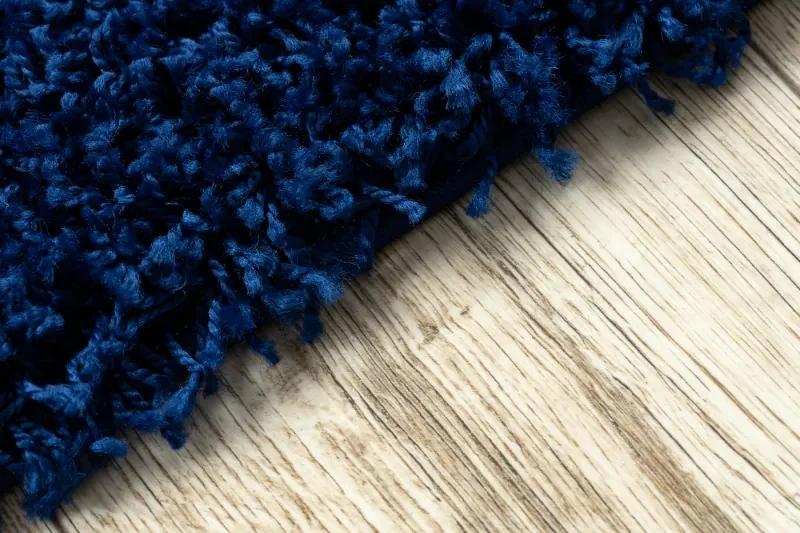 Behúň SOFFI shaggy 5cm tmavo modrý
