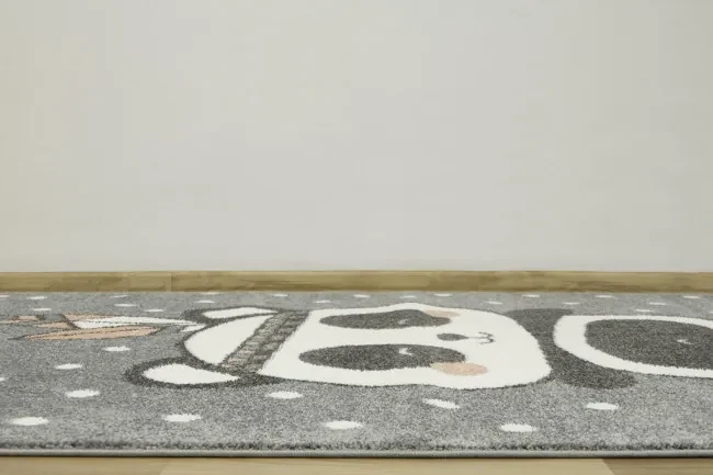 Detský koberec Lima 9371A Panda Indian svetlosivý / ružový