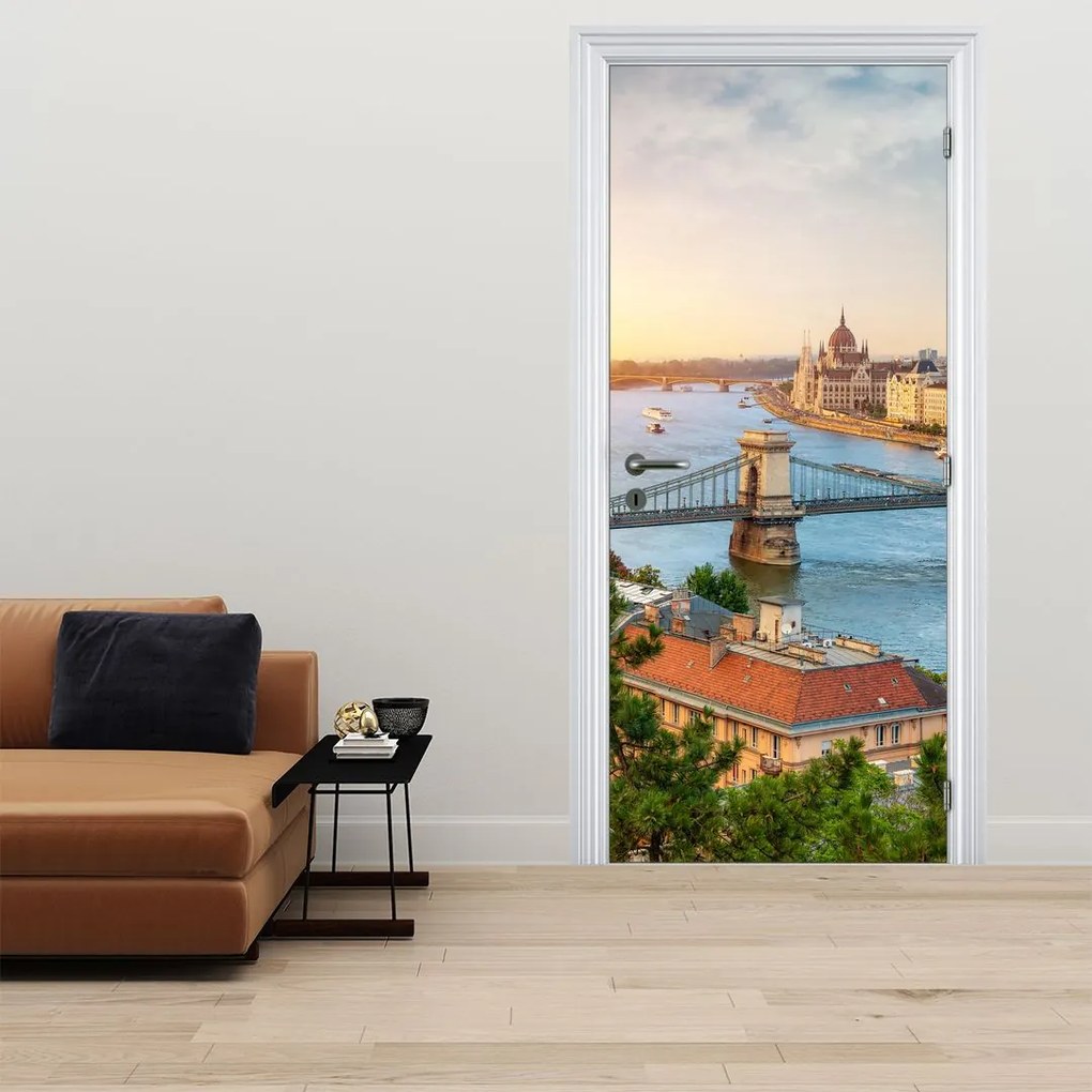 Fototapeta na dvere - Mesto Budapešť s riekou (95x205cm)