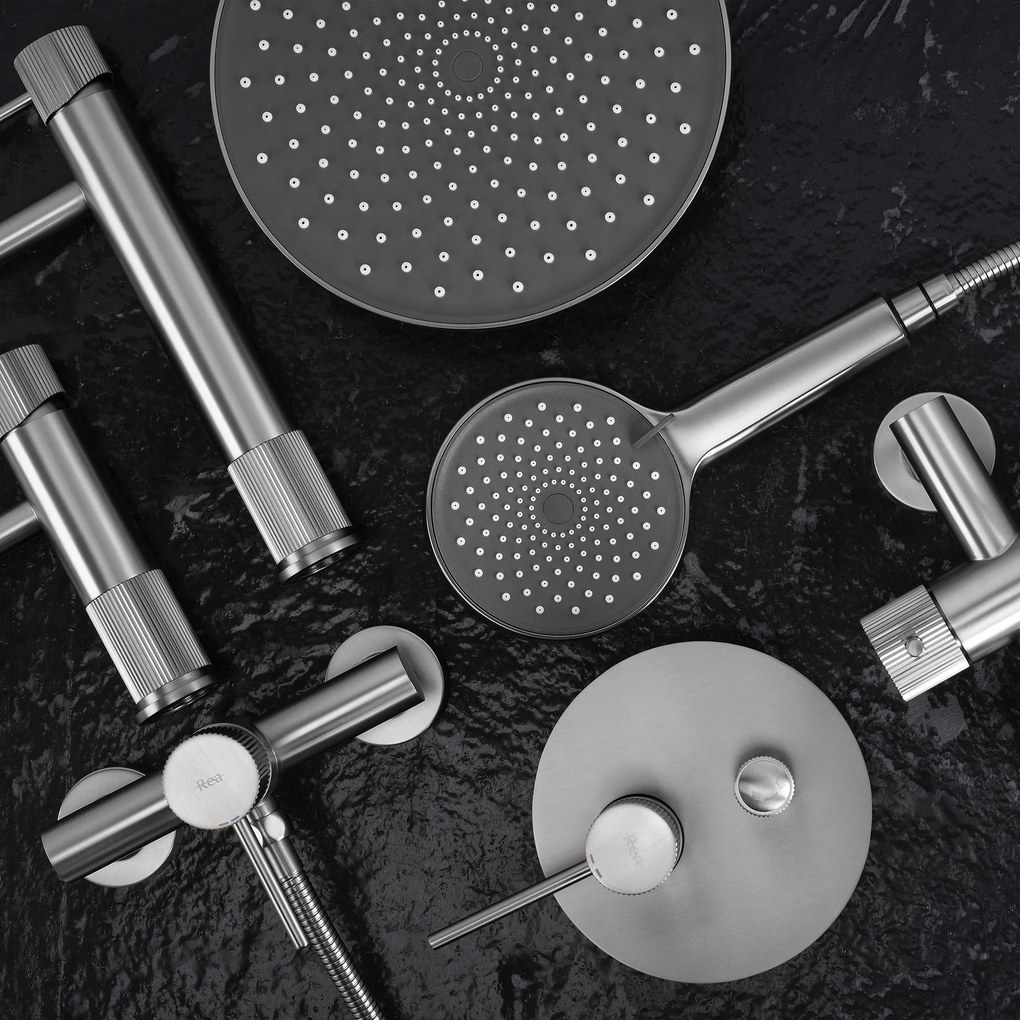 Rea Lungo Stripe, sprchová batéria s ručnou sprchovou súpravou, brúsená oceľ, REA-B9491