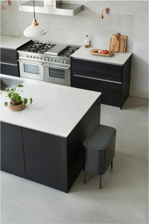 Matne čierny dotykový oceľový odpadkový kôš 36 l Bo Touch Bin – Brabantia