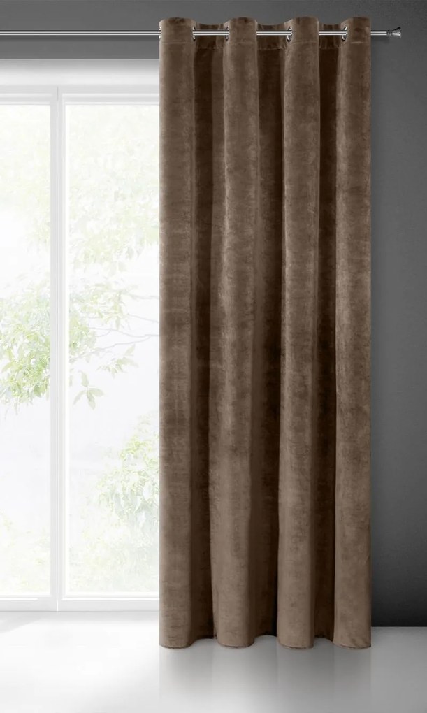 Dekorstudio Záves VILLA z exkluzívneho zamatu 140 x 250 cm v hnedej farbe - dekoračné kolieska