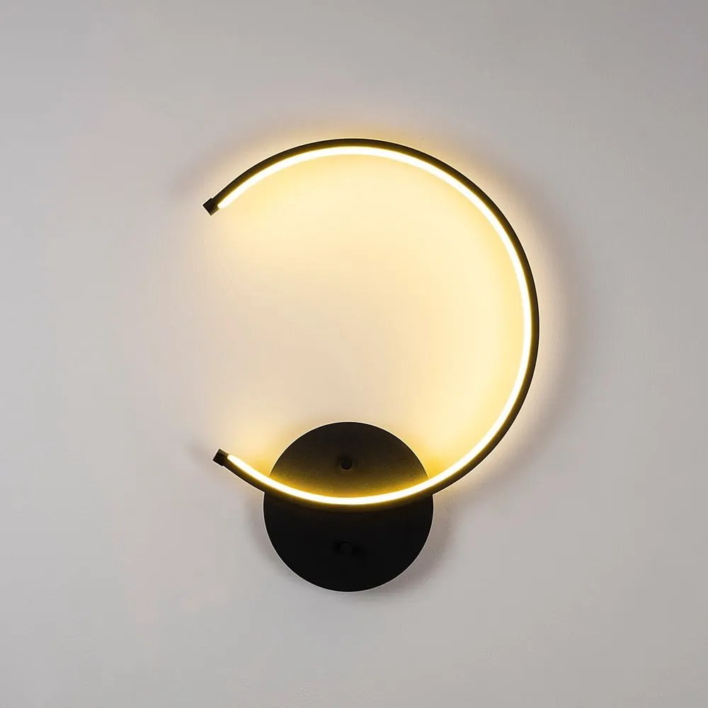 Čierne LED nástenné svietidlo ø 10 cm Moon – Opviq lights