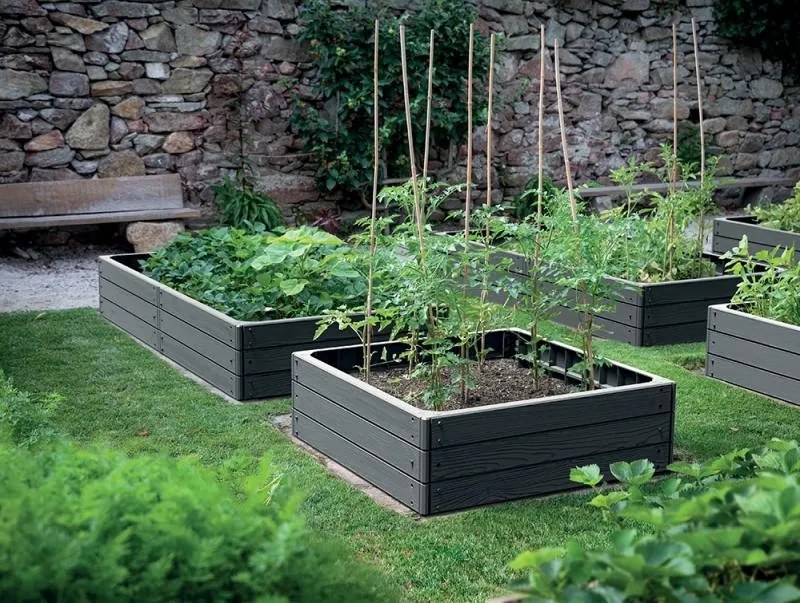 Vyvýšený záhon BASE WOODY 75,6 cm tehlovo hnedý