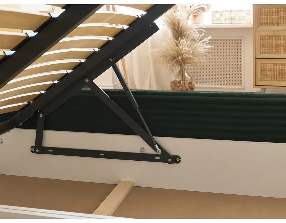 Tmavozelená čalúnená dvojlôžková posteľ s úložným priestorom a roštom 180x200 cm Jade – Bobochic Paris