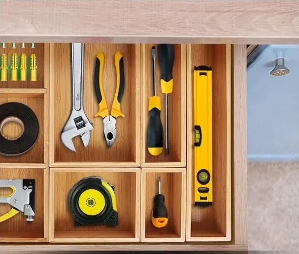 Organizér do zásuvky do kuchyne aj kúpeľne, príborník BAMBOOZ (30x15x7)