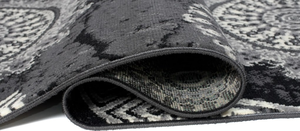 TA Koberec K870A TMAVO SIVÁ LACNÁ PP CRM Rozmer: 70x250 cm