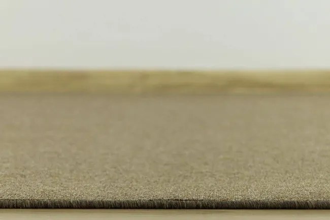 Metrážny koberec Vienna 97 hnedý