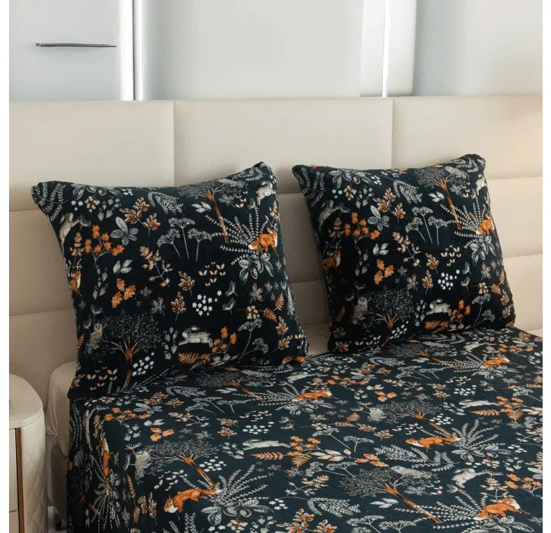 Obliečky mikroplyš LIŠKA A ZAJÍC tmavo zelené Rozmer obliečok: 2 ks 70 x 90 cm | 200 x 220 cm