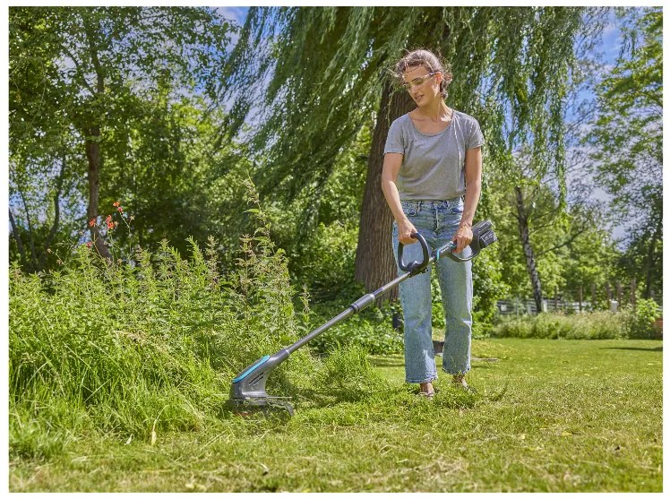 Gardena Aku zastrihávač PowerTrim 30/18 V P4A (100391600)