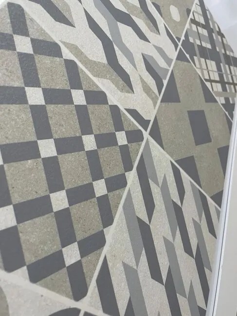 Obklad Arkety Silver Keroe 30x60 R