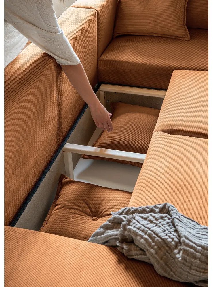 Menčestrová rozkladacia rohová pohovka v tehlovej farbe (pravý roh/do "U") Lazy Lukka – Miuform