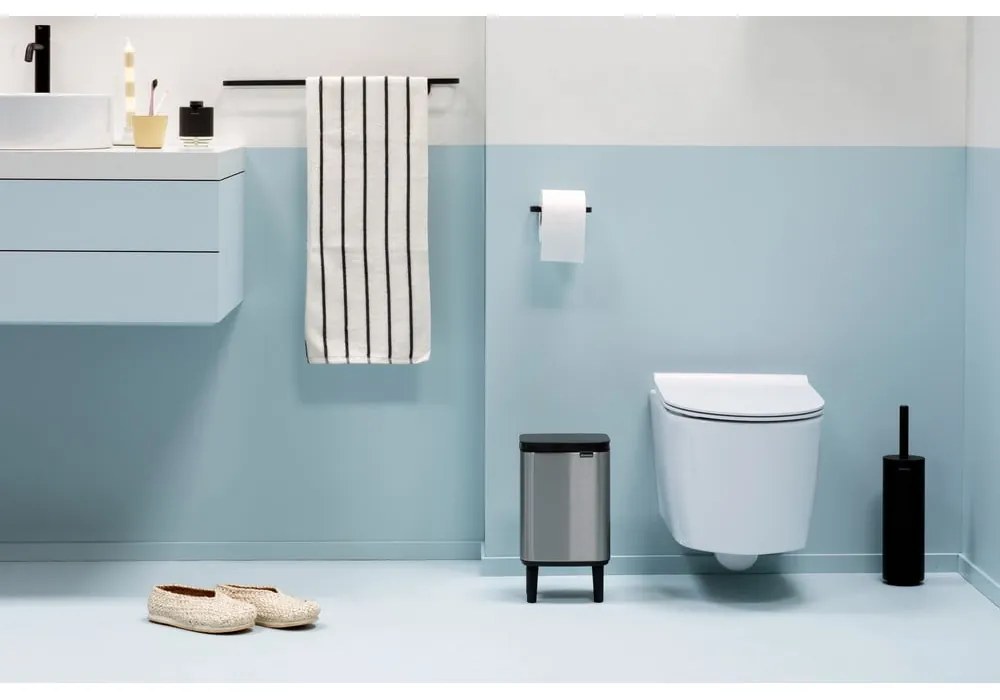 Oceľový odpadkový kôš v matne striebornej farbe 4 l Bo Hi – Brabantia