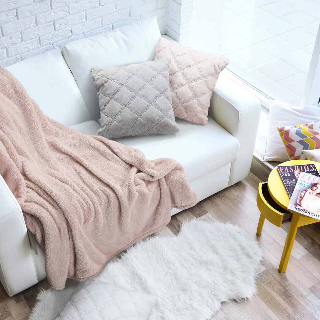 DEKORAČNÁ OBLIEČKA NA VANKÚŠ GIAN45X45 CM SVETLORUŽOVÁ