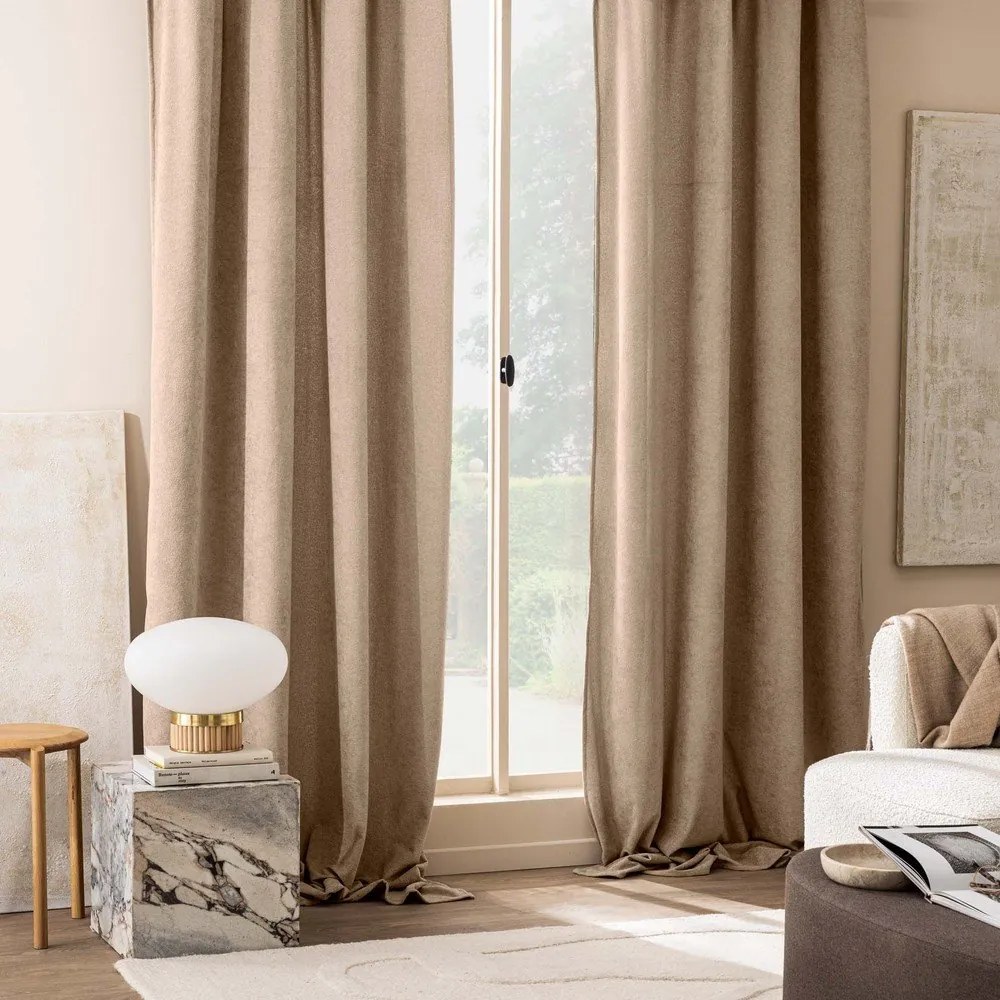 Svetlohnedý záves z materiálu buklé 140x260 cm Winona – douceur d'intérieur