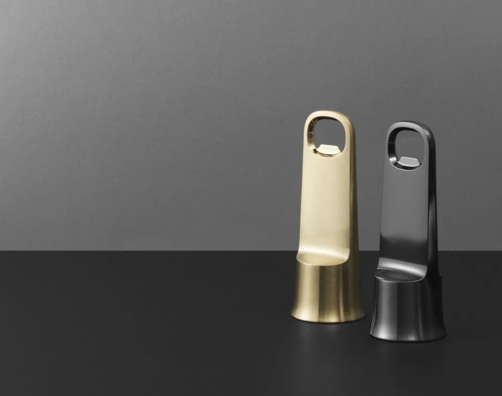 Normann Copenhagen Otvárač na fľaše Bell Opener, black