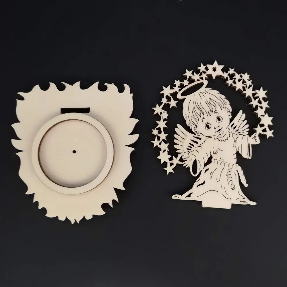AMADEA Drevený svietnik anjel, výška 10 cm