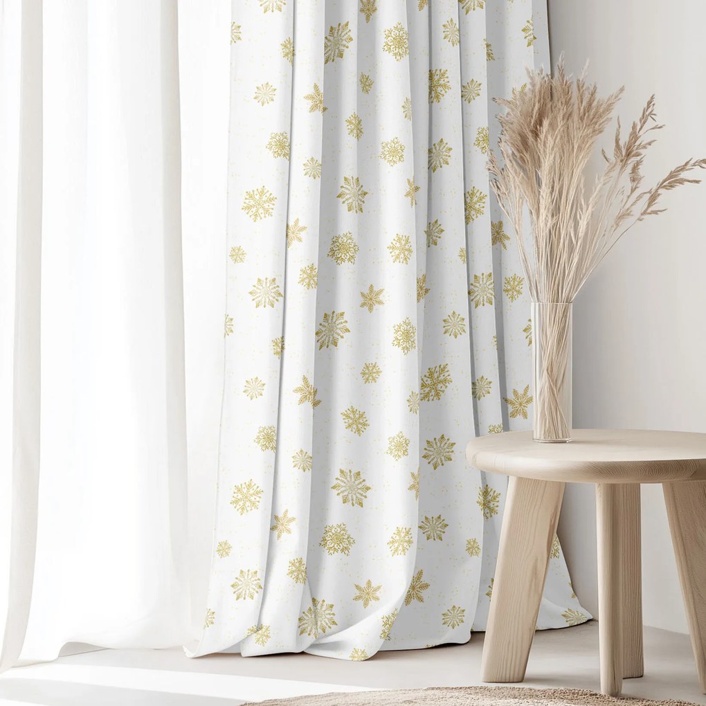 Goldea dekoračný záves - zlaté snehové vločky 280x150 cm