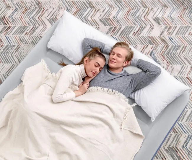 Nafukovací matrac Bestway 6713I so vzduchovou pumpou 152x203x51 cm