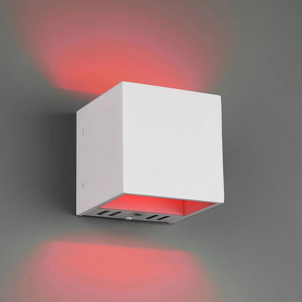 Trio WiZ Figo smart LED svetlo, biela matná
