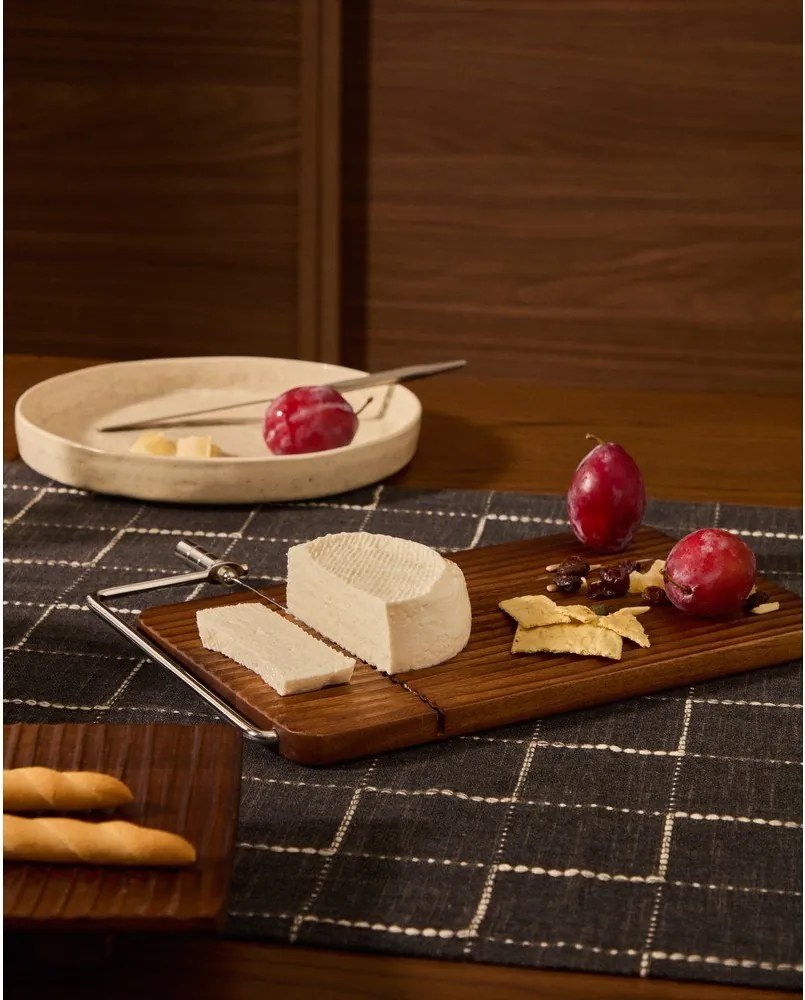 Drevená doštička 29 x 22 cm Rommu – Kave Home