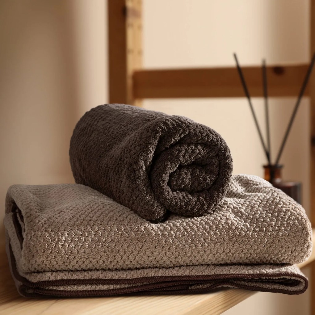 RÝCHLOSCHNÚCI UTERÁK Z MIKROVLÁKNA ZOE1 50X90 CM PUDROVÁ