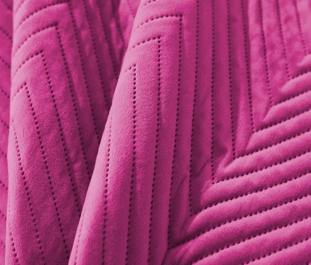 Fialový zametový prehoz na posteľ ARROW VELVET Rozmer: 200 x 220 cm